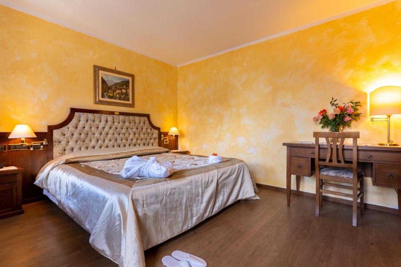 Des Alpes Hotel