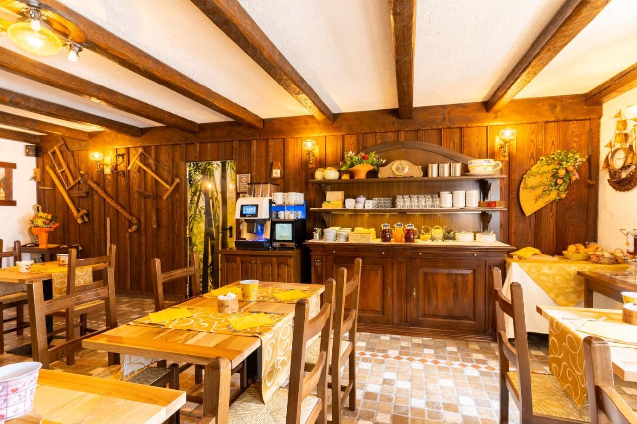 Des Alpes Hotel