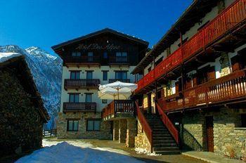Des Alpes Hotel 3*